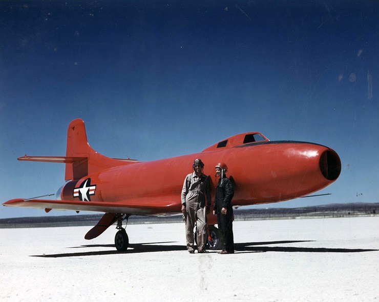 Photo of Commander Turner F. Caldwell and Marine Lieutenant Colonel Marion Carl next to D-558-1 Skystreak aircraft.