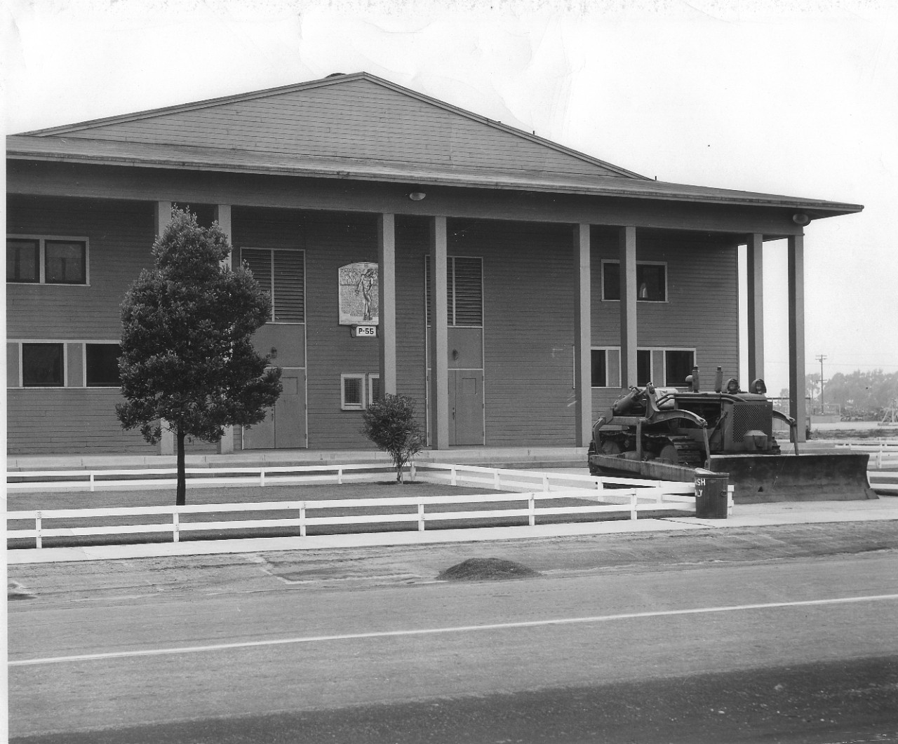 musuem entrance 1950