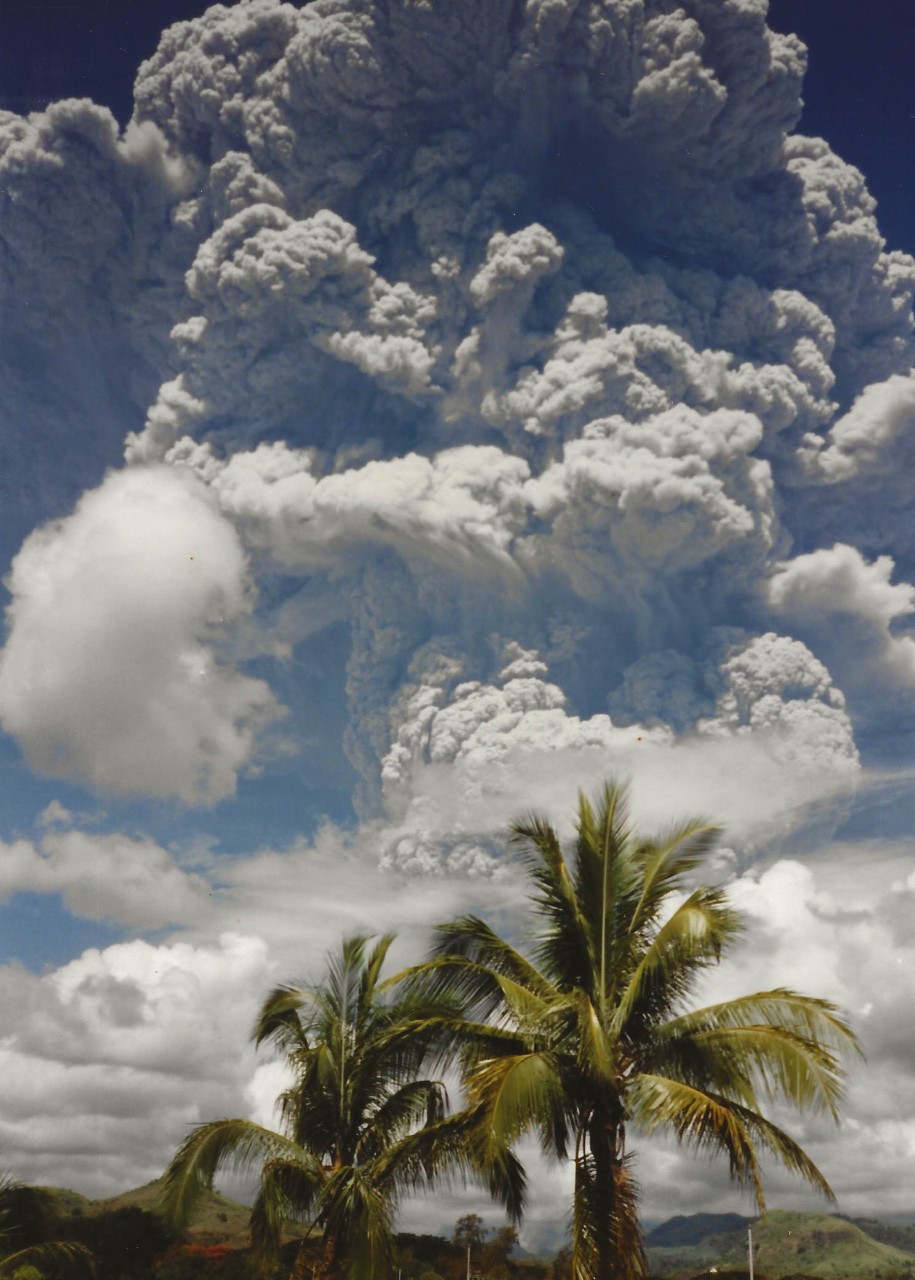 <p>Ash Cloud from the Eruption of Mount Pinatubo, June 1991. Courtesy of Mark Libonate.</p>