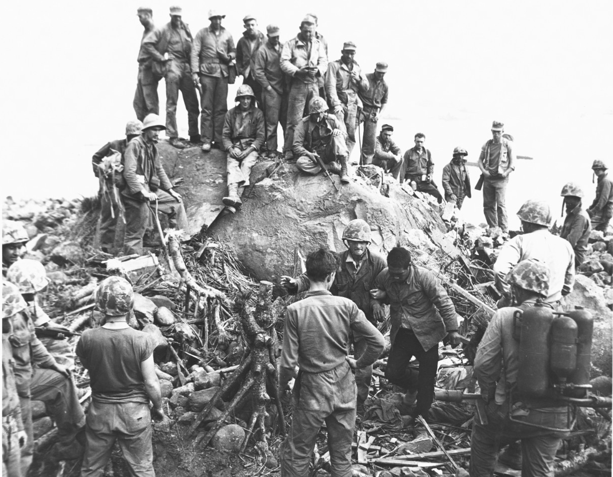 Photo #: NH 104571  Iwo Jima Operation, February-March 1945