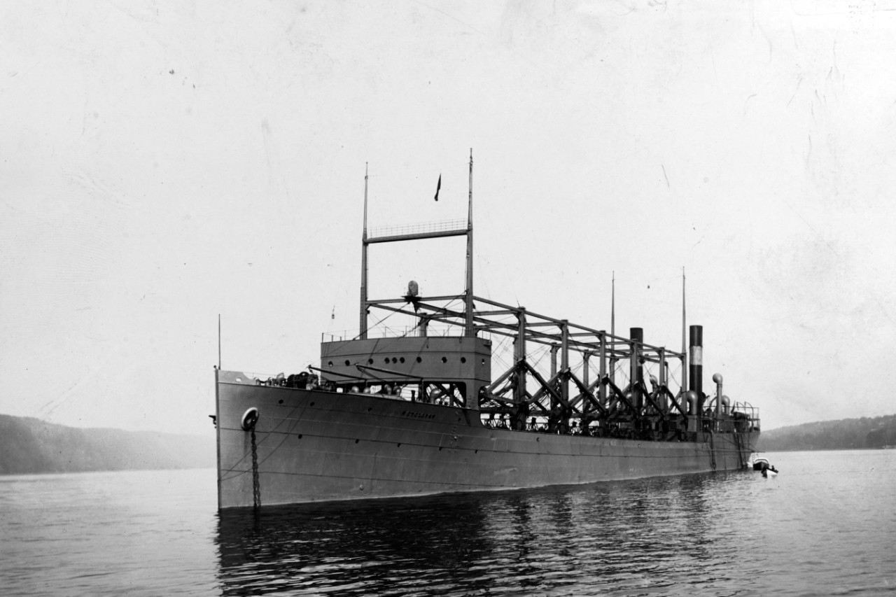 Cyclops anchored in the Hudson River, 3 October 1911. (NH 55549)