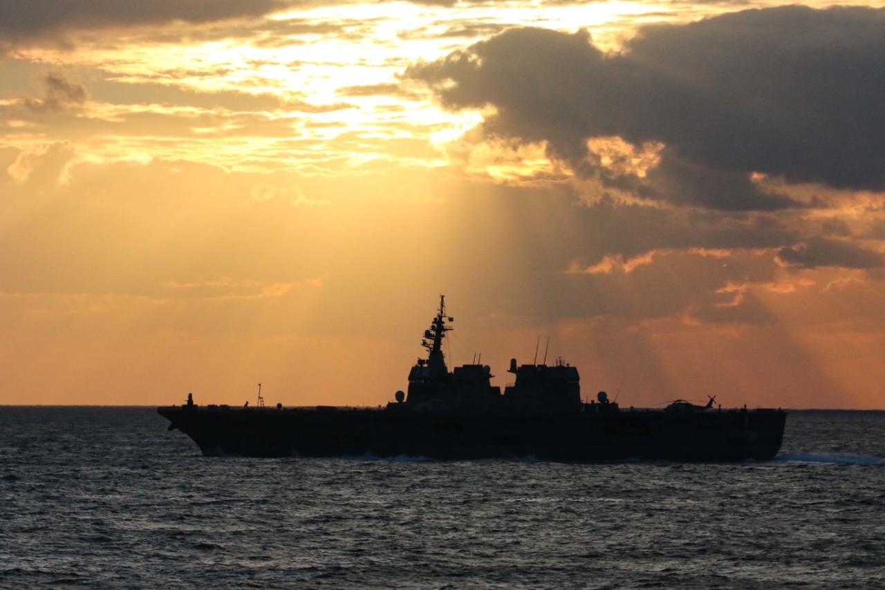 PHILIPPINE SEA (Jan. 22, 2021) Arleigh Burke-class guided-missile destroyer USS Gridley (DDG 101) transits the Philippine Sea, Jan. 22, 2022. Operating as part of U.S. Pacific Fleet, units assigned to Carl Vinson and Abraham Lincoln Carrier Strik...