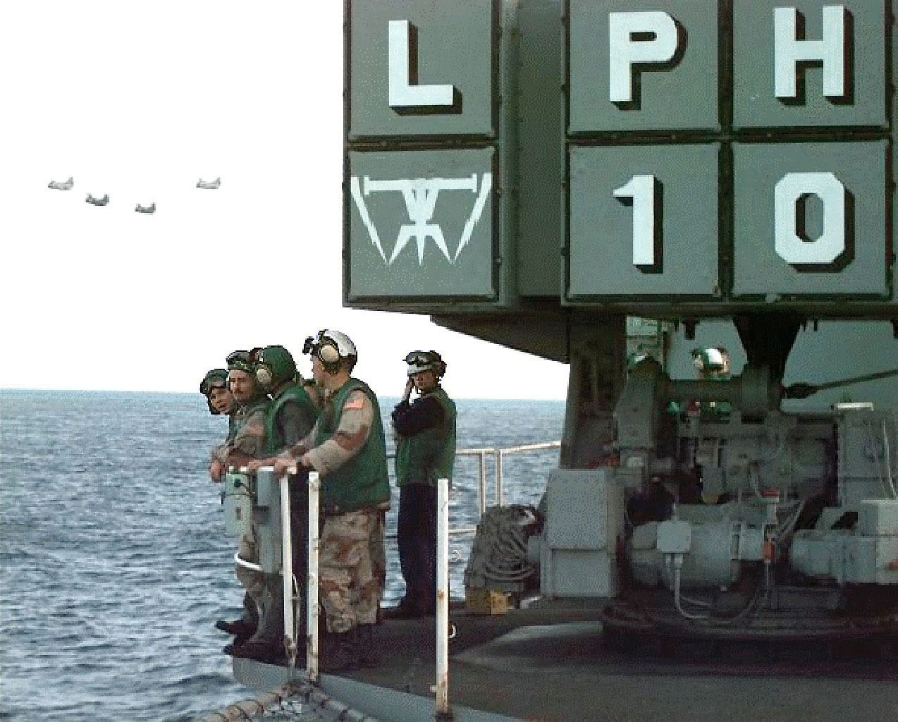 USS Tripoli (LPH-10)