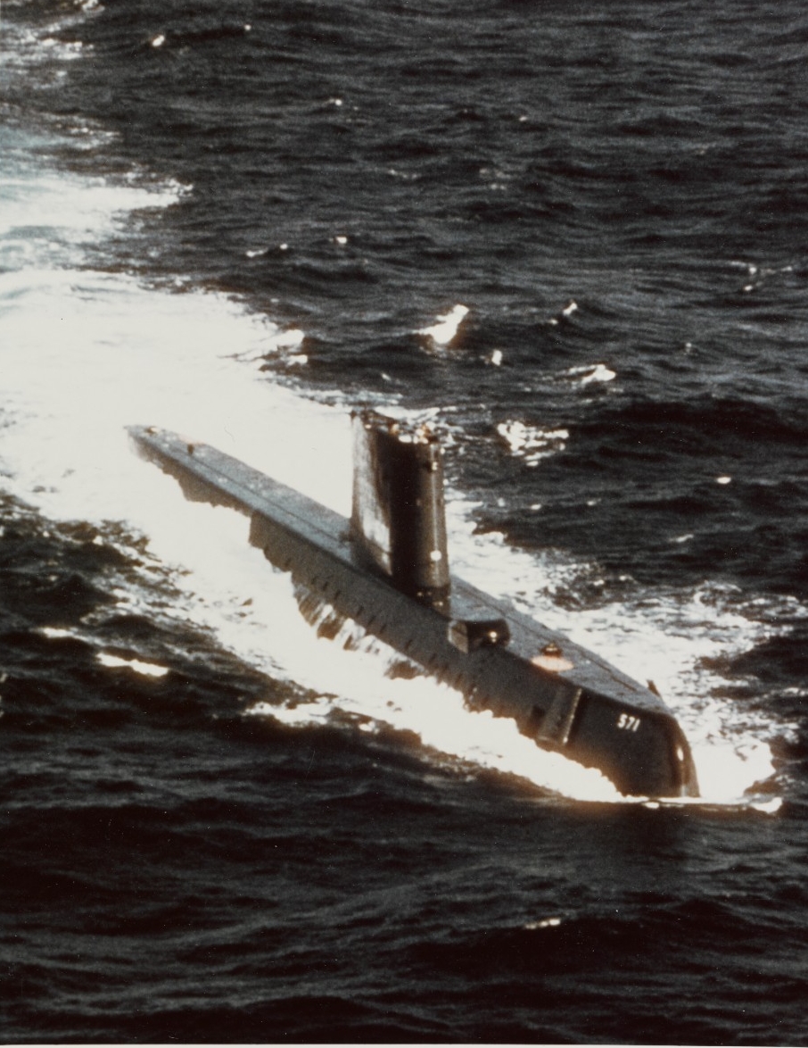 Военный корабль США "Наутилус" (SSN-571)