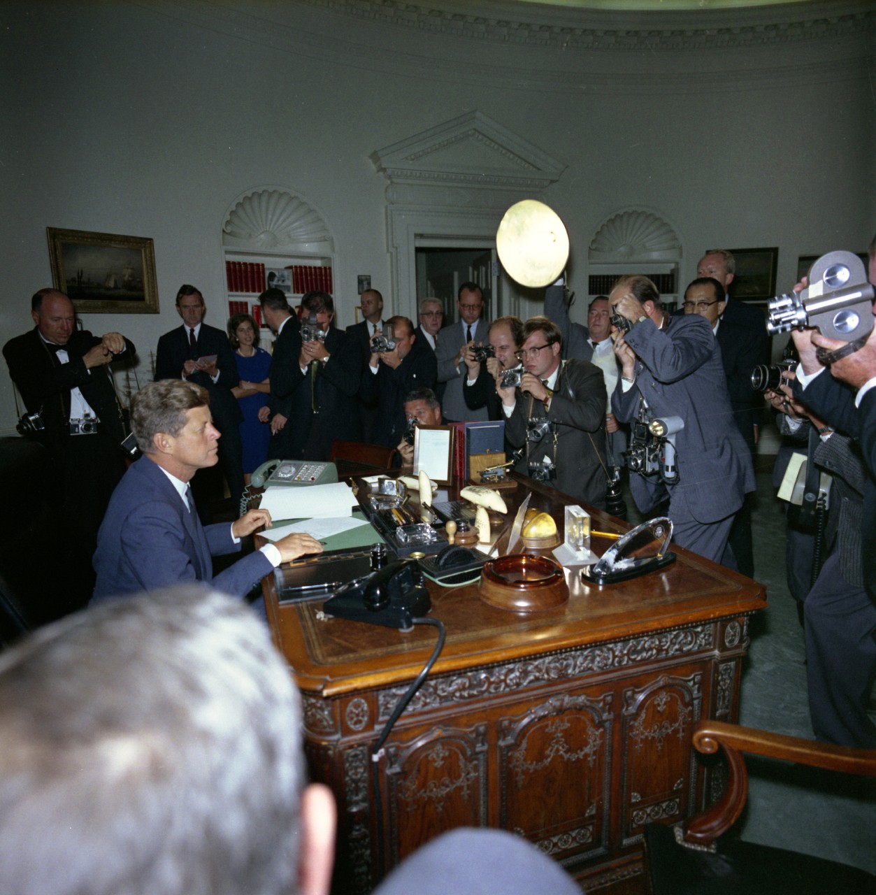 President Kennedy signs Cuba quarantine order