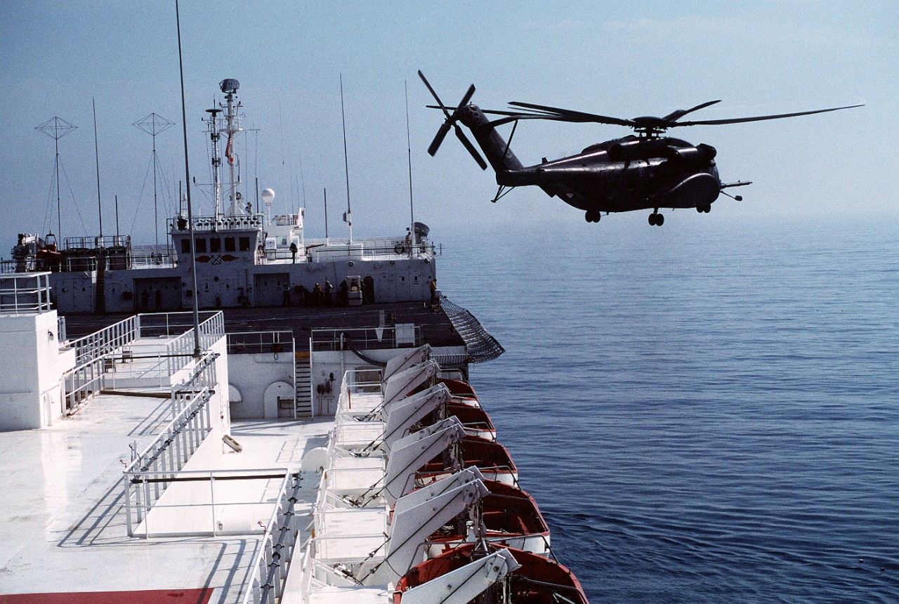 MH-53E Sea Dragon helicopter