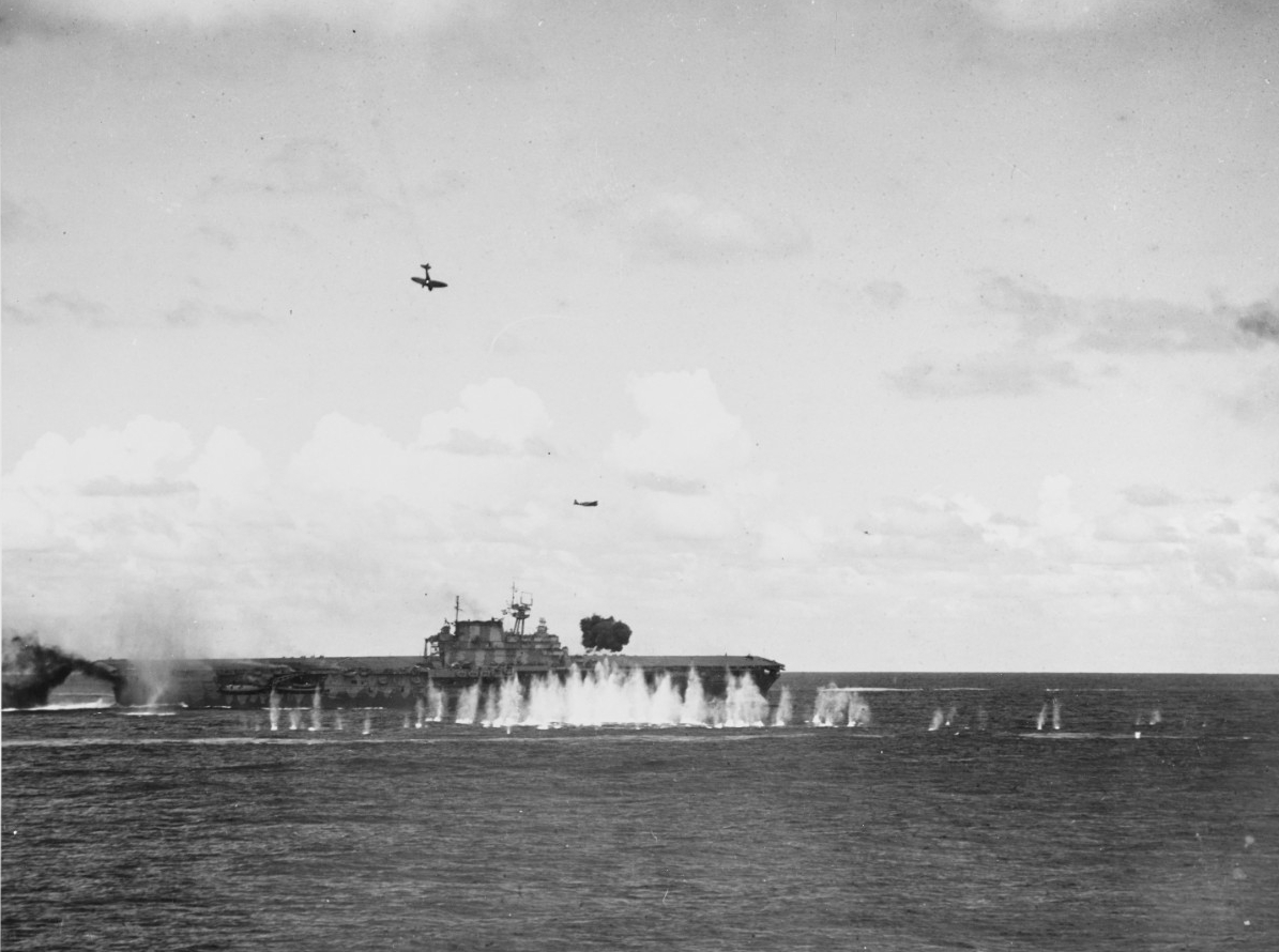 Photo #: 80-G-33947  Battle of the Santa Cruz Islands, October 1942