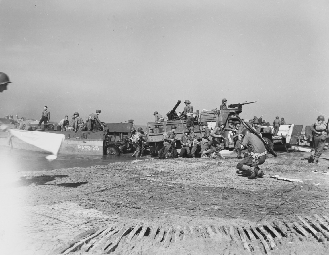 Photo #: 80-G-54600 Salerno Invasion, 1943
