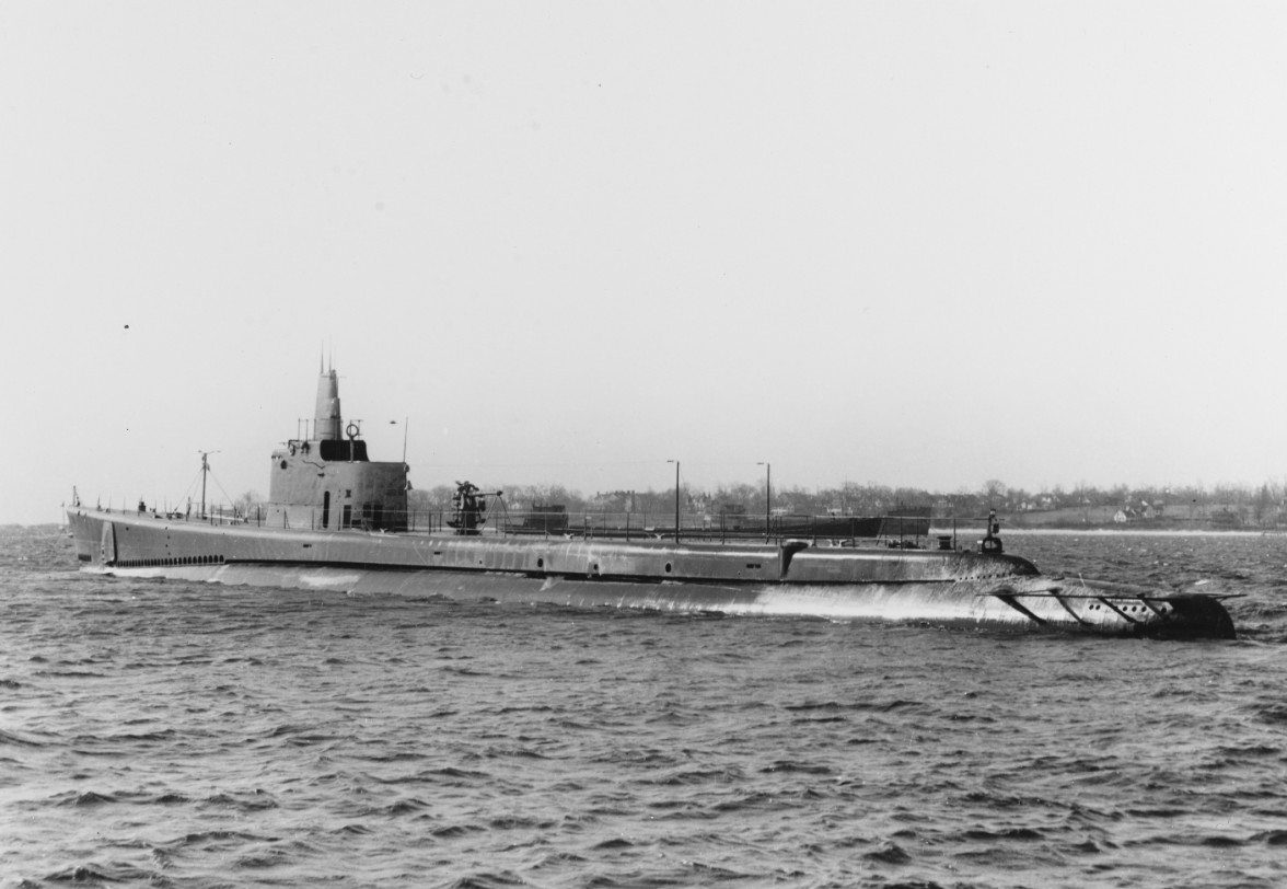 USS GROWLER (SS-215)