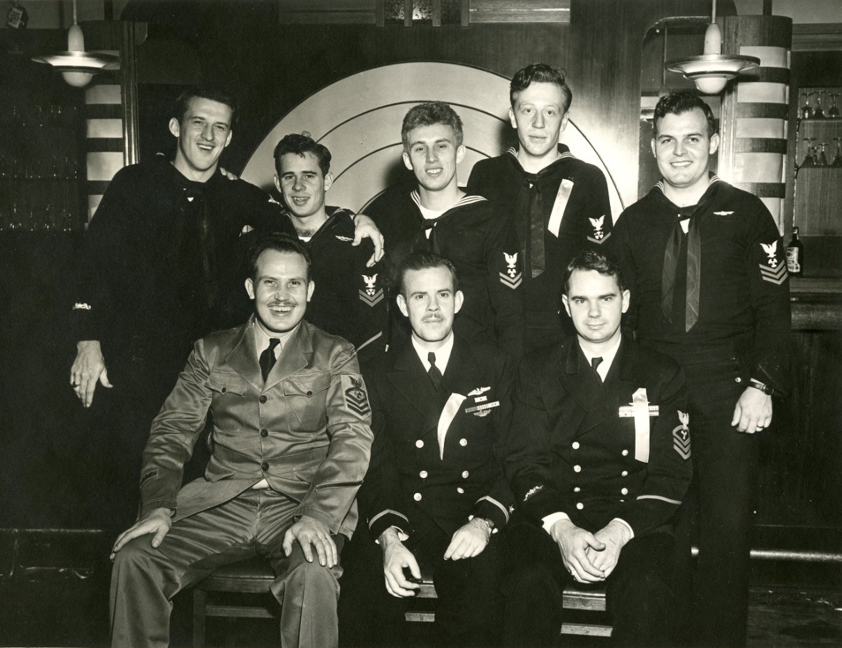 Crew members of the submarine USS Mackerel (SS-204)
