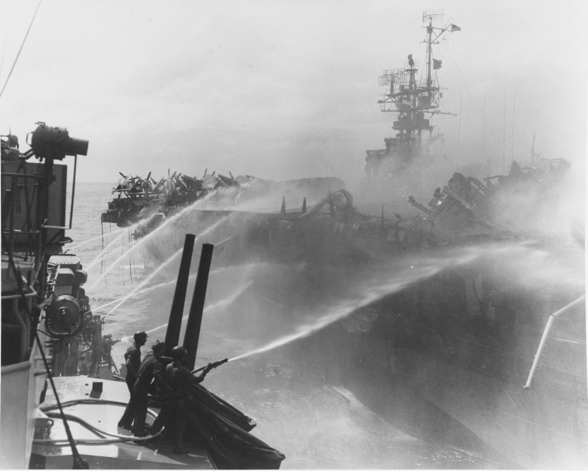 Photo #: 80-G-270357 Battle of Leyte Gulf, October 1944