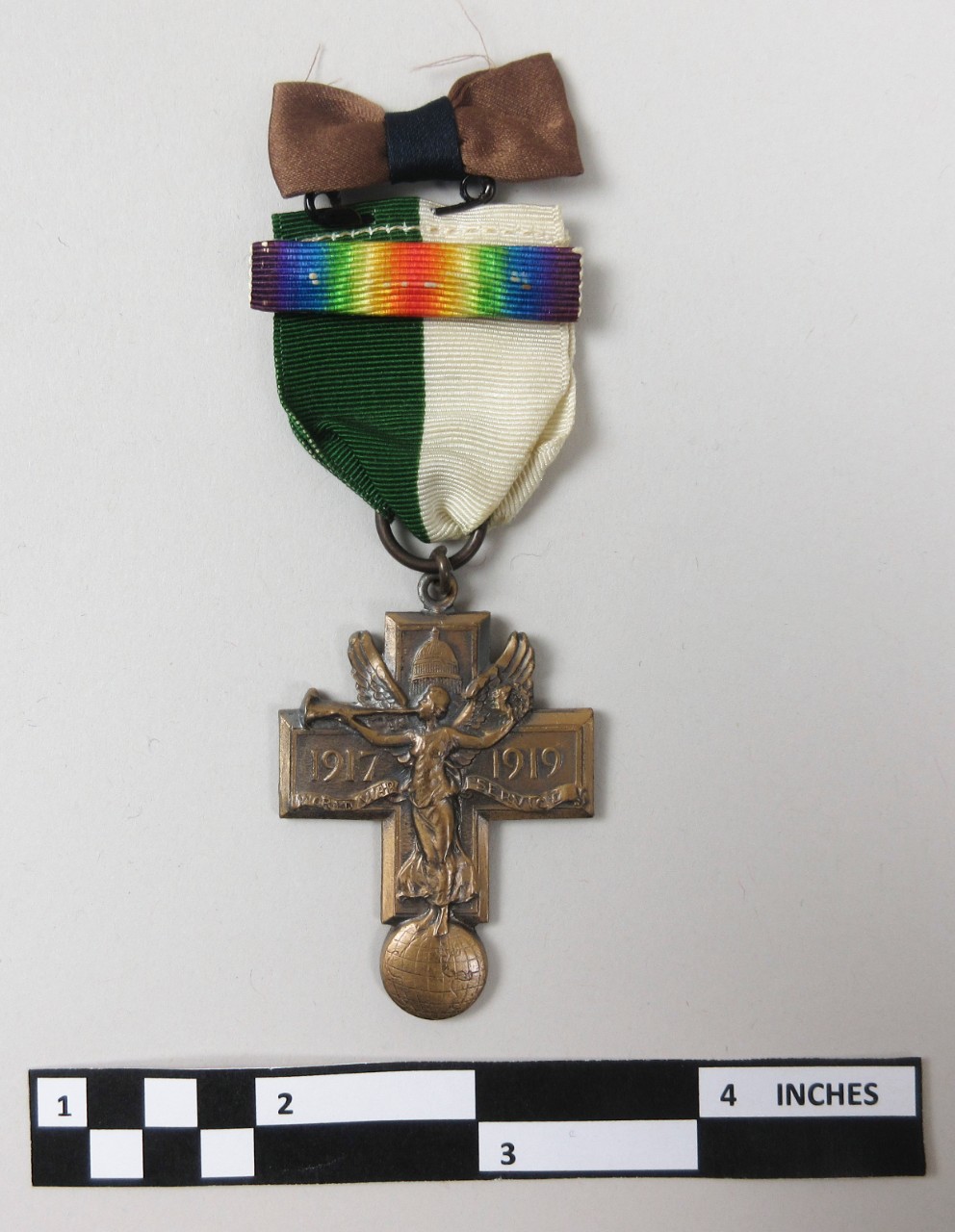 Medal for DC Service of Chief Nurse Elisabeth Leonhardt, US Navy with WWI Victory Ribbon and Brown Bow