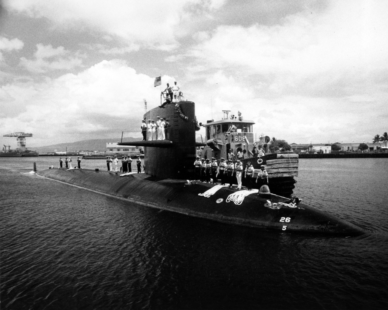 <p>UA 415.01 USS Tunny (SSN 682) Photo Collection</p>