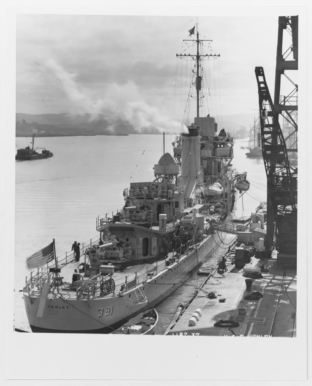 Photo #: 19-N-18031  USS Henley (DD-391)