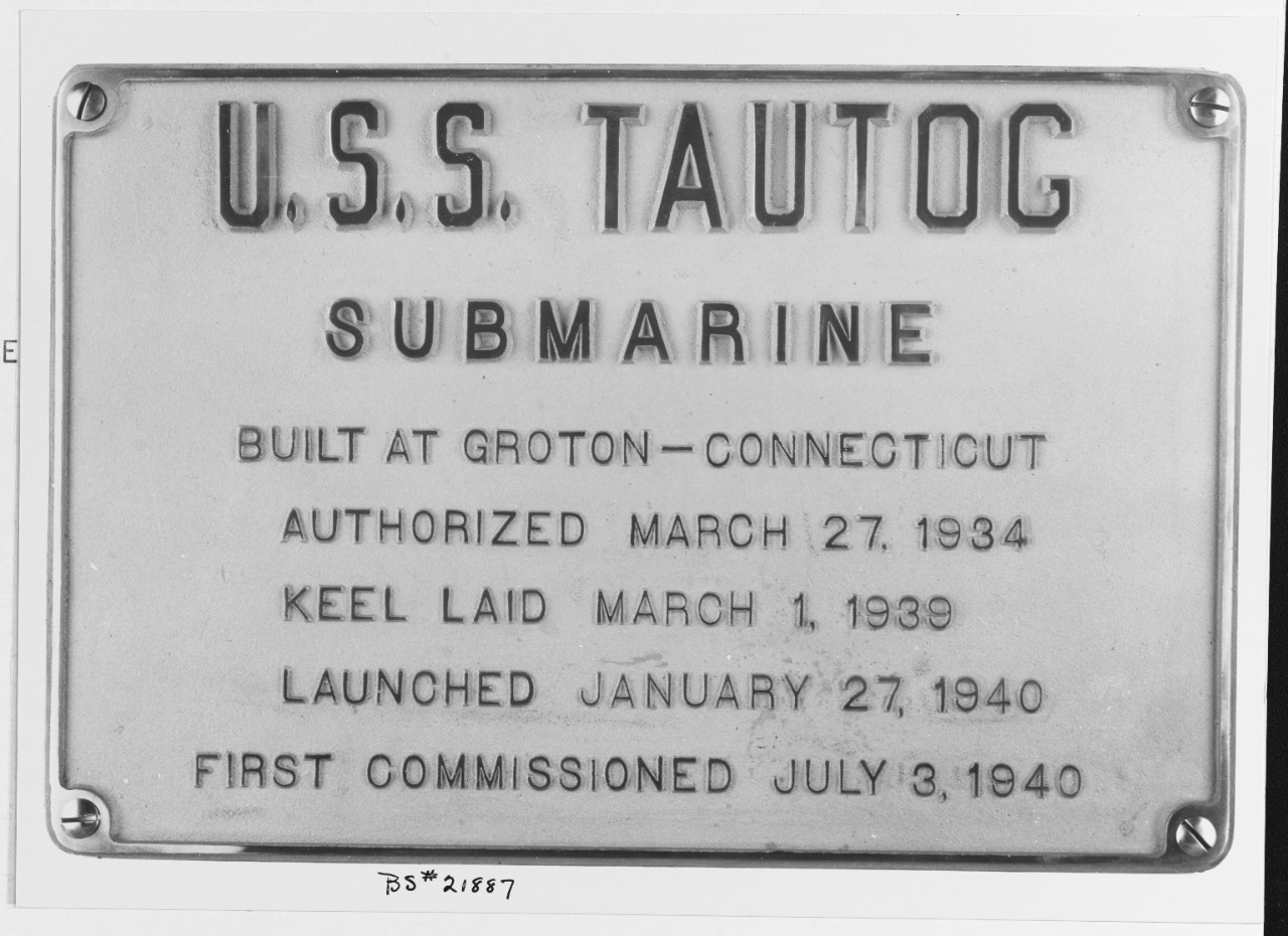 Photo #: 19-N-21887  USS Tautog (SS-199)