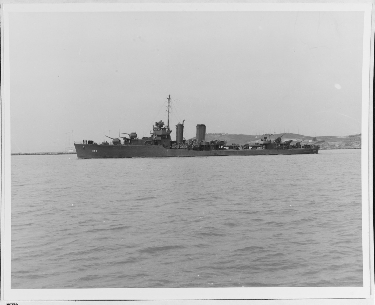 Photo #: 19-N-29840  USS Hull (DD-350)