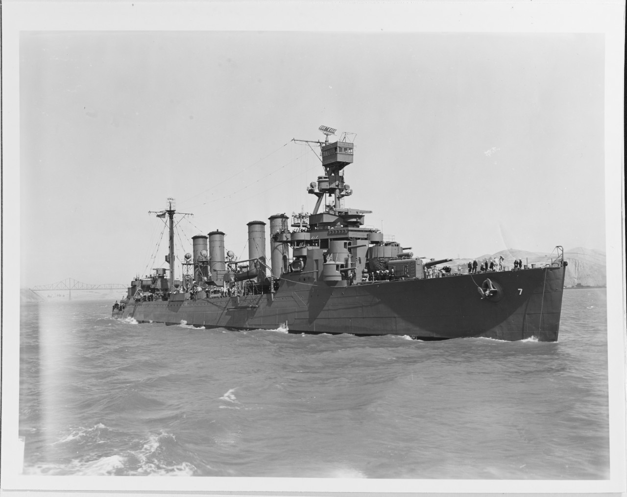 Photo #: 19-N-30916  USS Raleigh (CL-7)