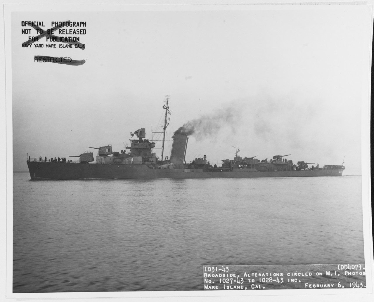 Photo #: 19-N-40926  USS Sterett (DD-407)