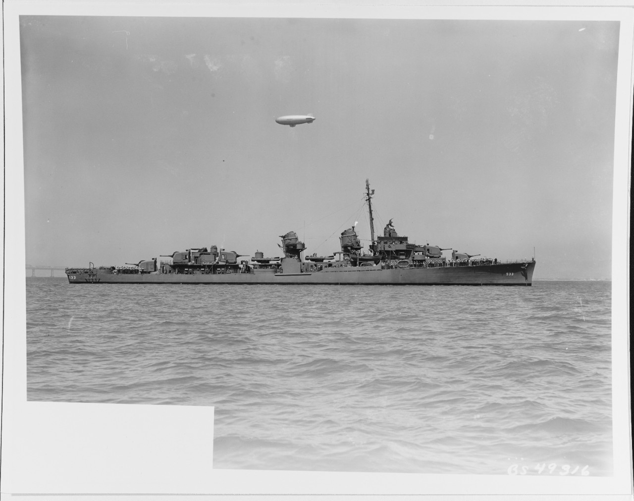 Photo #: 19-N-49316  USS Hoel (DD-533)