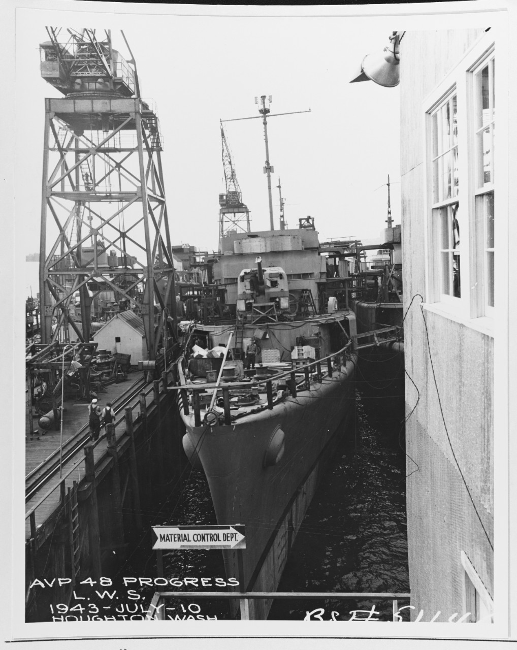 Photo #: 19-N-51145  USS Onslow (AVP-48)