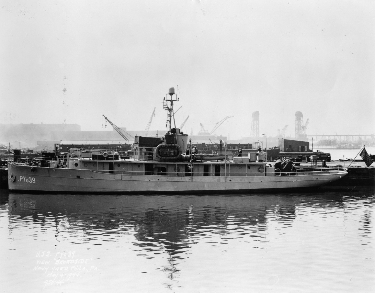 USS Marnell (PYc-39) at the Philadelphia Navy Yard