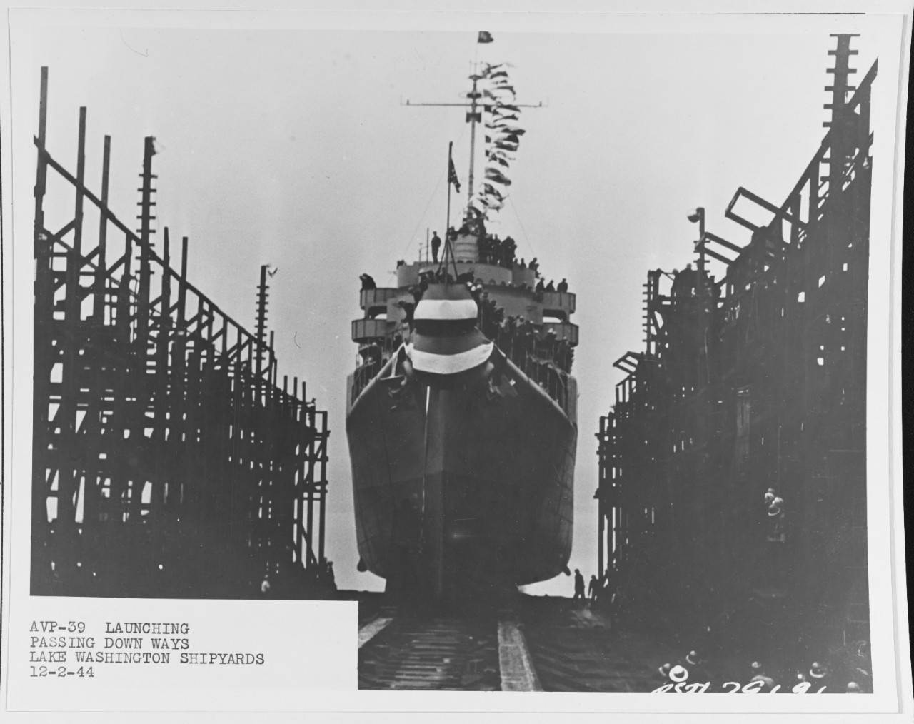 Photo #: 19-N-79691  USS Gardiners Bay (AVP-39)