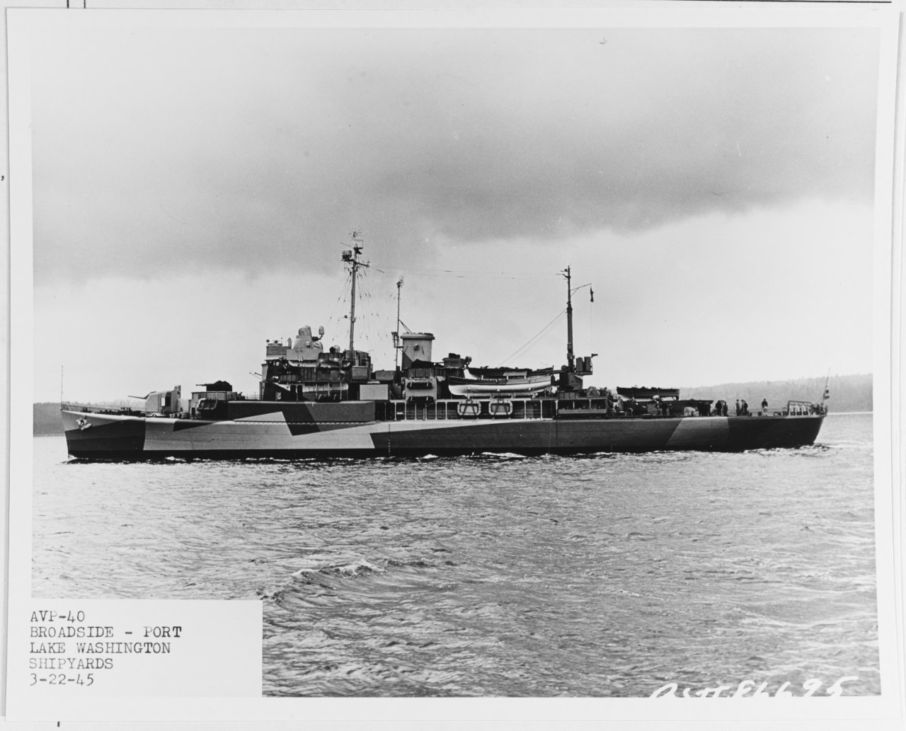 Photo #: 19-N-86695  USS Floyds Bay (AVP-40)