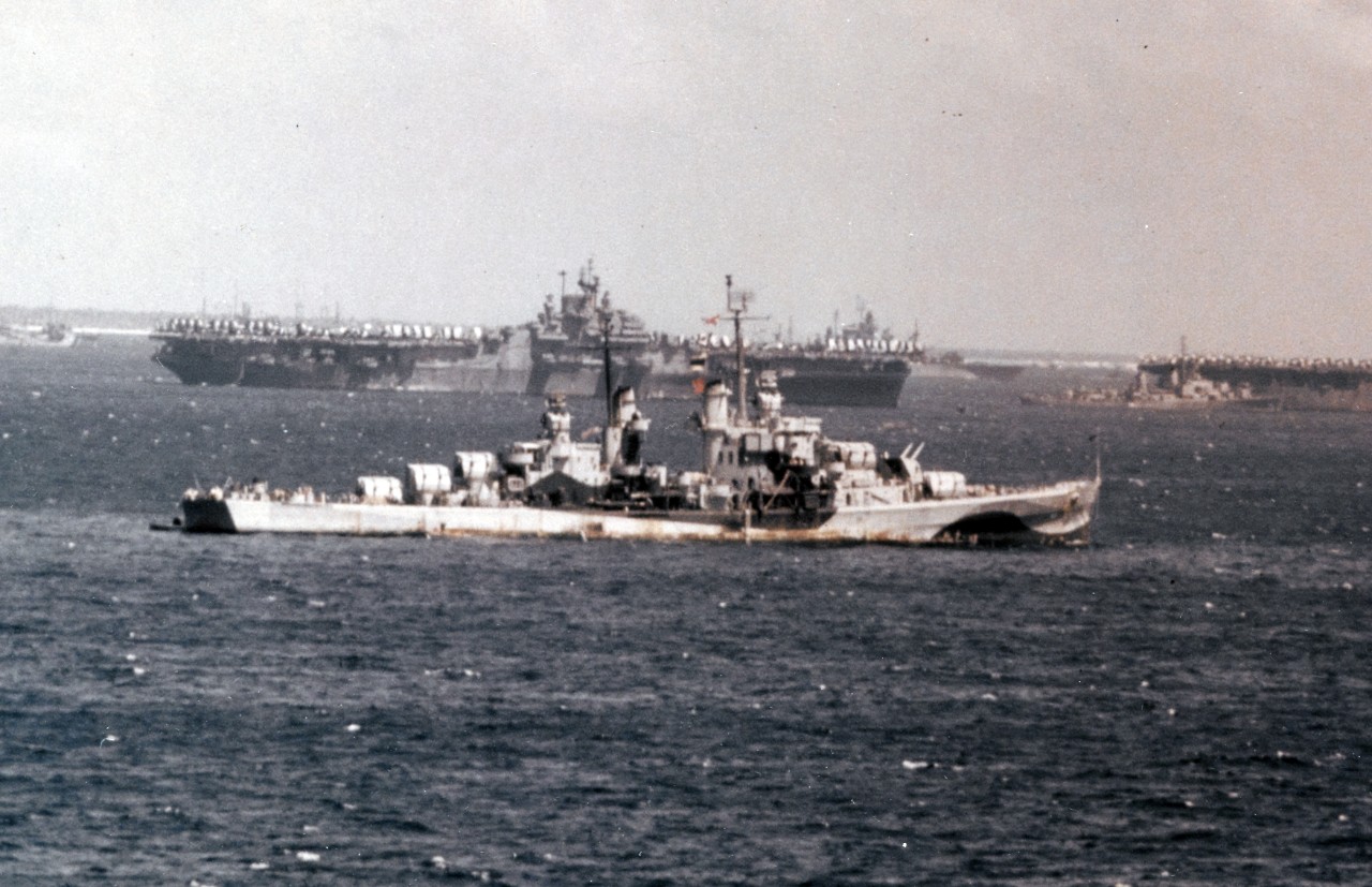 80-G-K-3813 (cropped) USS Flint (CL-97)