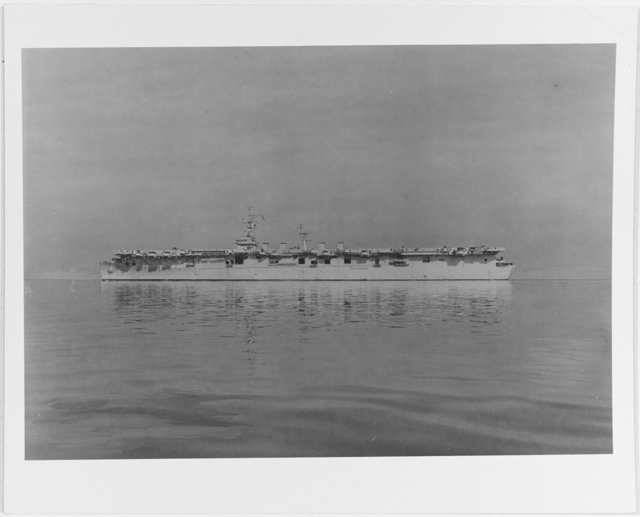 Photo #: 80-G-195684  USS Wright (CVL-49)