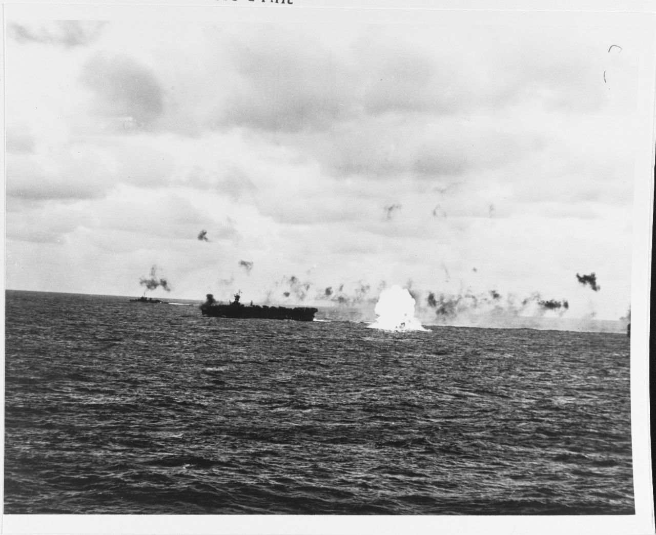 Photo #: 80-G-218422  Carrier Raids on the Marianas