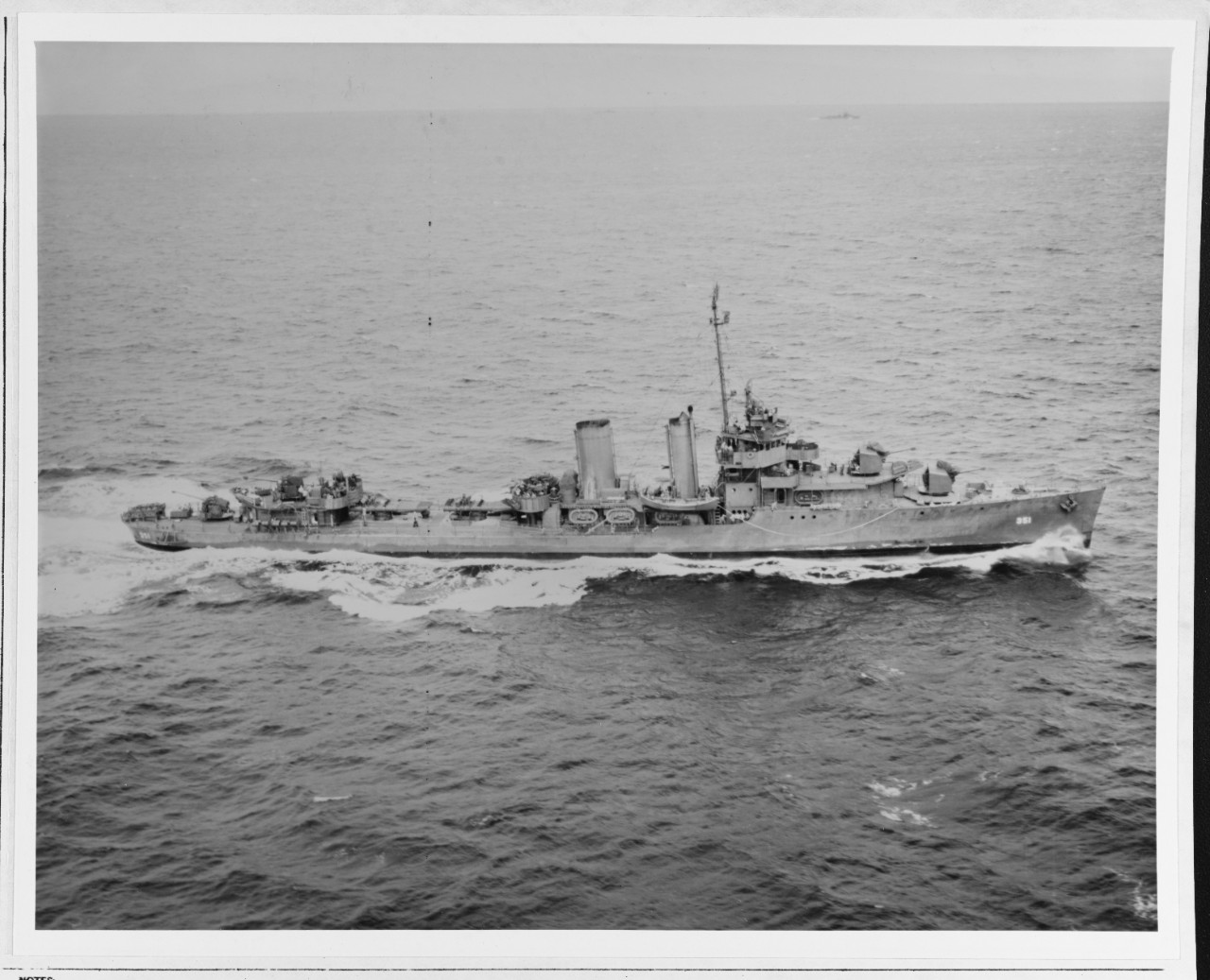 Photo #: 80-G-276746  USS Macdonough (DD-351)