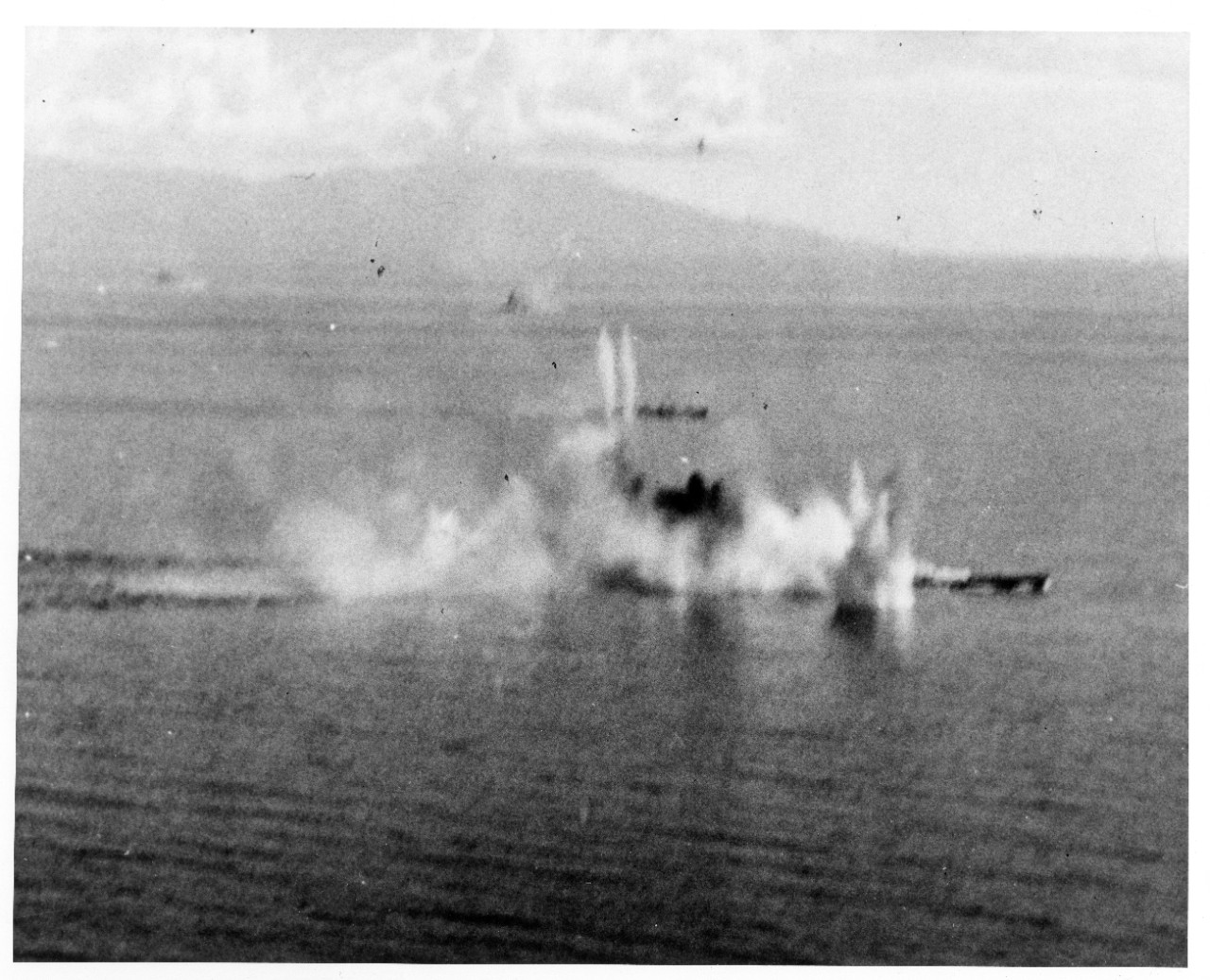 Photo #: 80-G-281764  Battle of the Sibuyan Sea, 24 October 1944