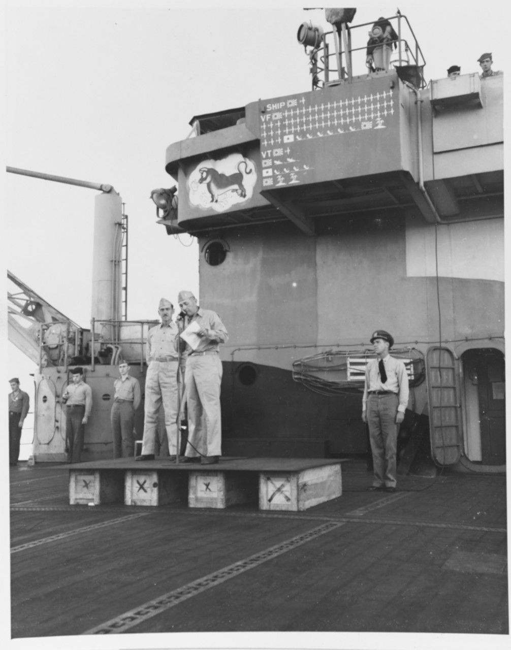 Photo #: 80-G-291229  USS Cowpens (CVL-25)
