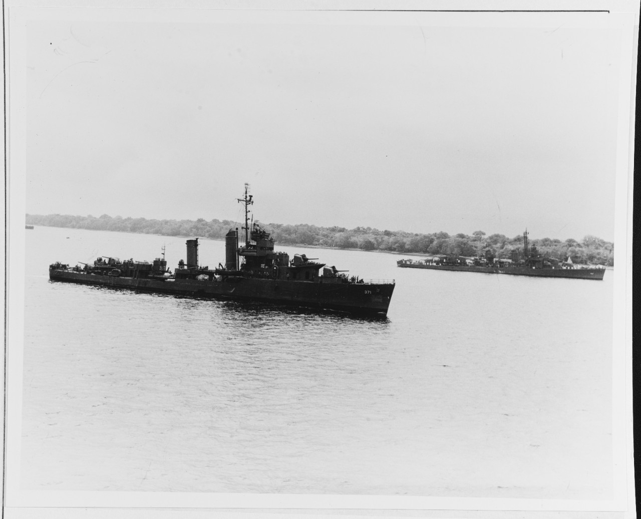 Photo #: 80-G-38661  USS Conyngham (DD-371)