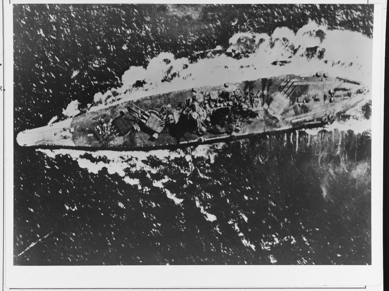 Photo #: 80-G-325953  Battle of the Sibuyan Sea, 24 October 1944