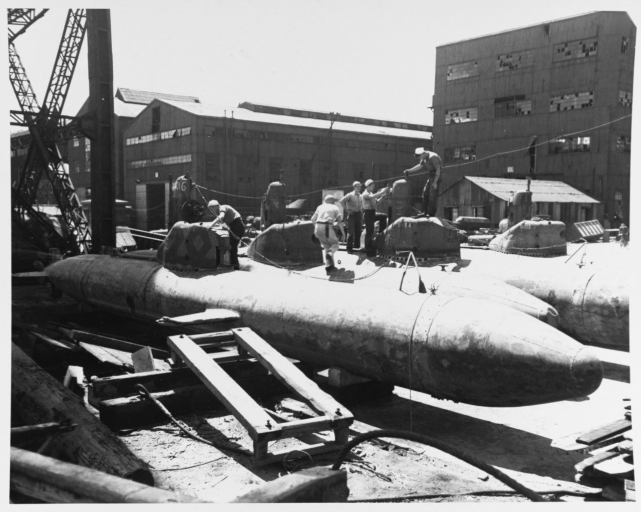 Photo #: 80-G-338383  Japanese &quot;Kairyu&quot; Type Midget Submarines