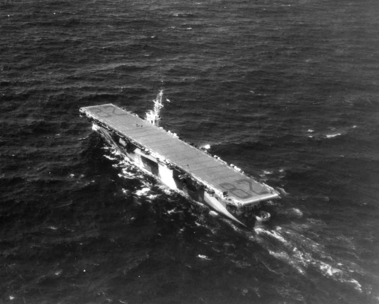 USS Saginaw Bay (CVE-82)