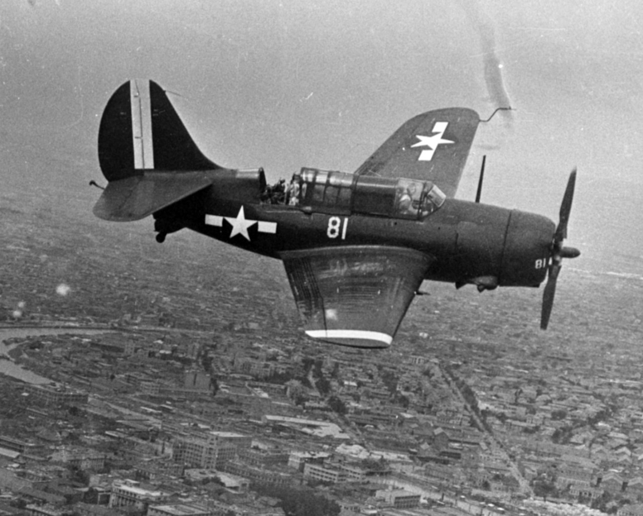 Photo #: 80-G-348290  Curtiss SB2C-5 &quot;Helldiver&quot; scout-bomber