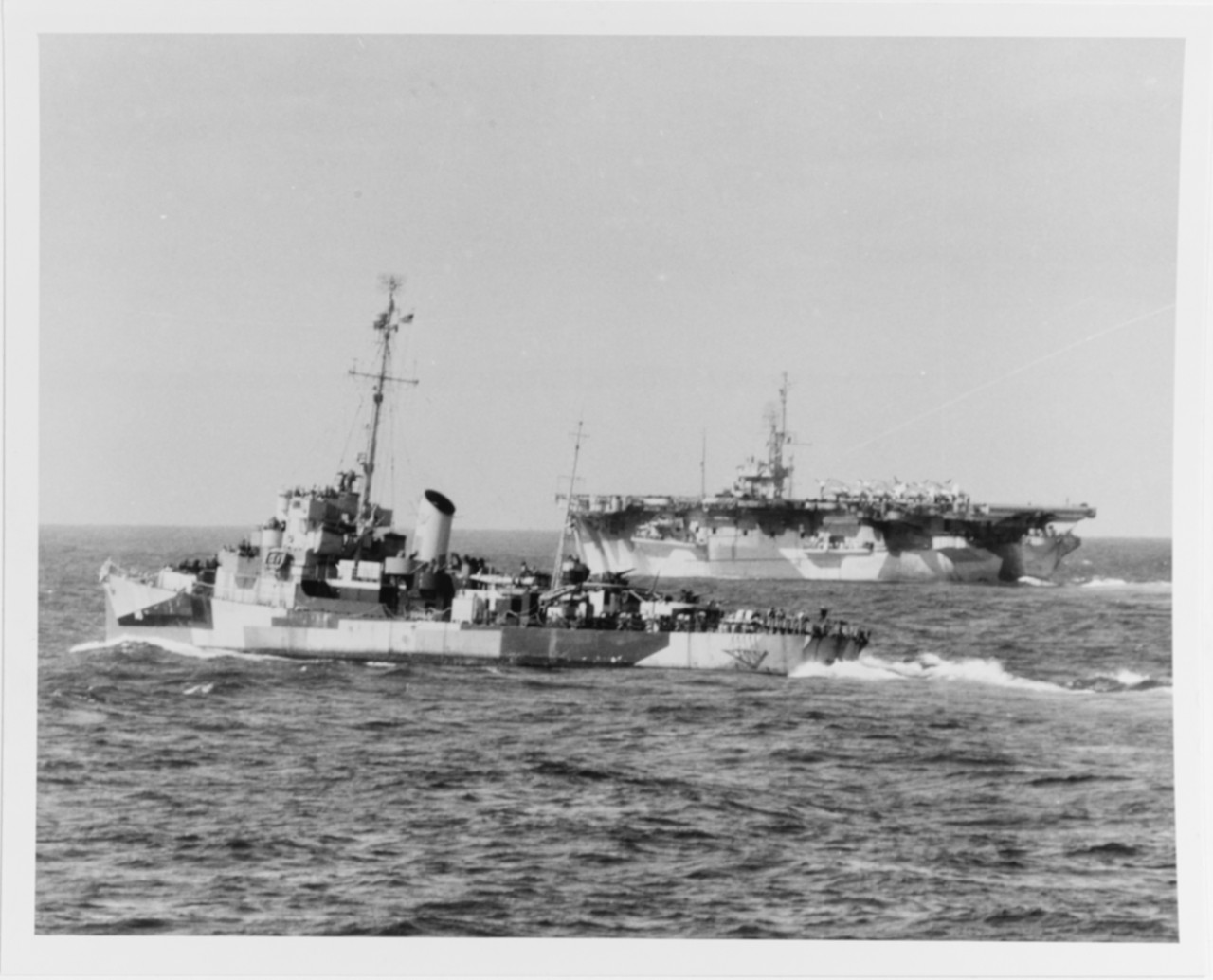 Photo #: 80-G-350736  USS Huse (DE-145)