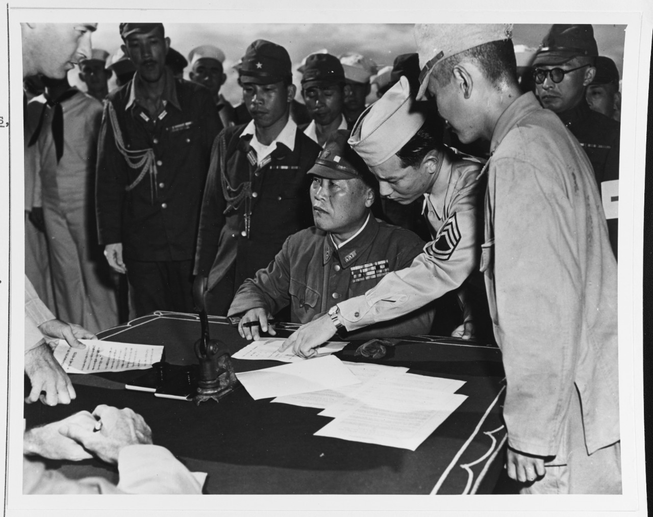 Photo #: 80-G-386390  Surrender of Japan, 1945