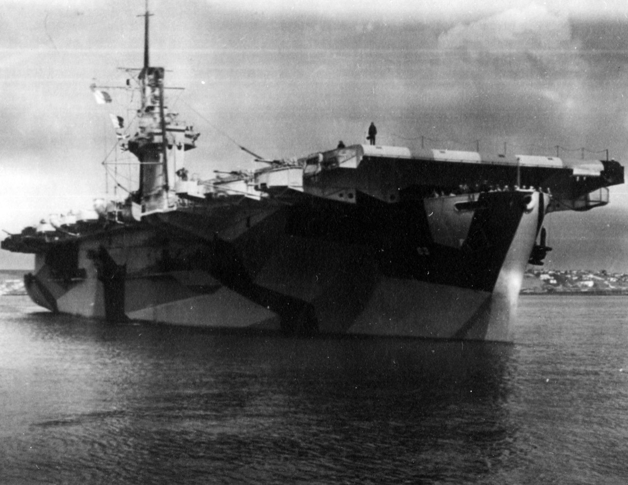 <p>The bow of USS St. Lo (CVE-63), formerly USS Midway. April 7, 1944.</p>
