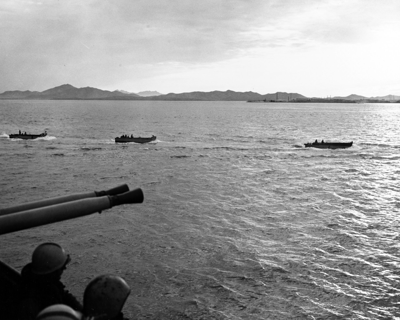 Photo #: 80-G-420038  Inchon Invasion, September 1950