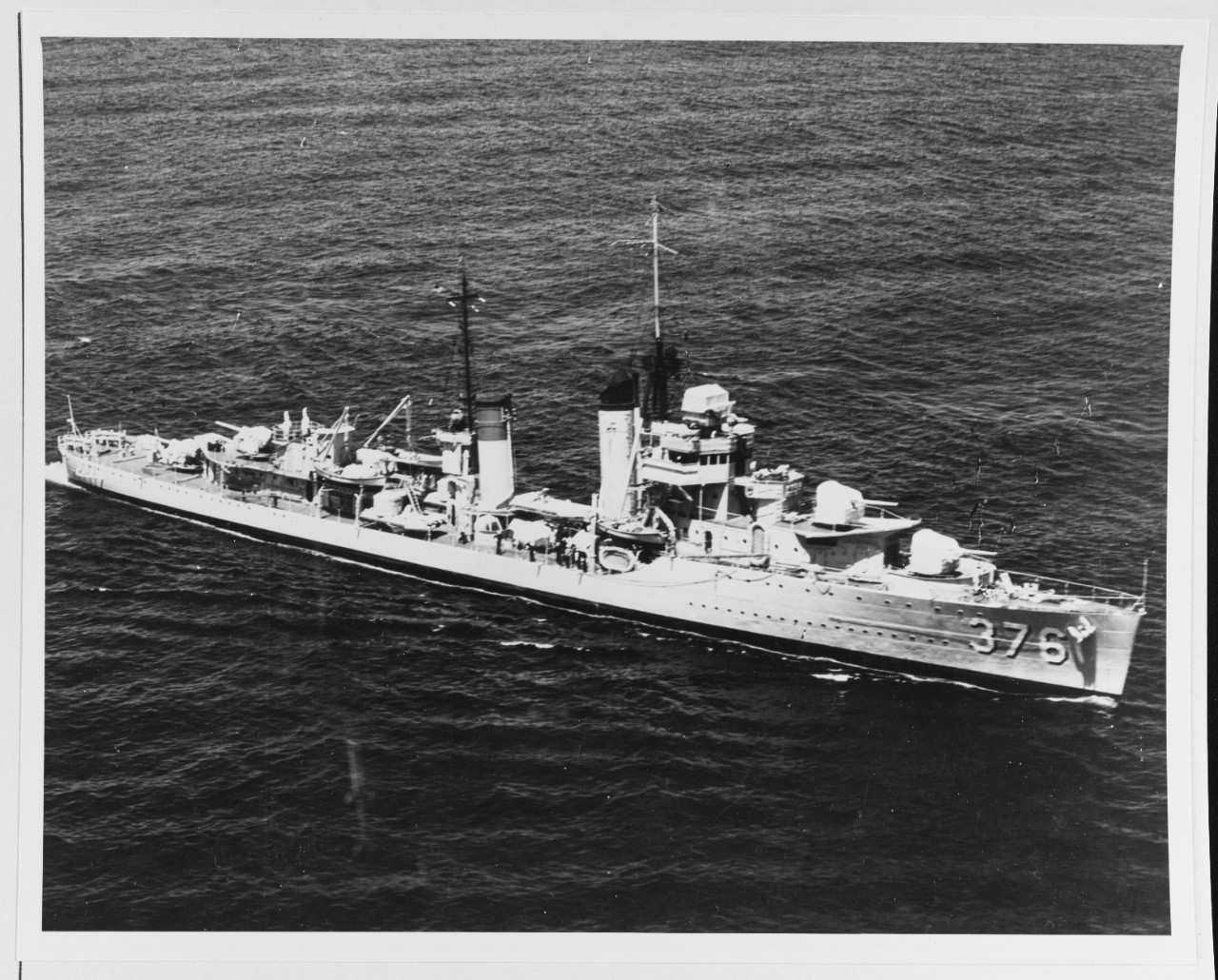 Photo #: 80-G-465925  USS Cushing (DD-376)