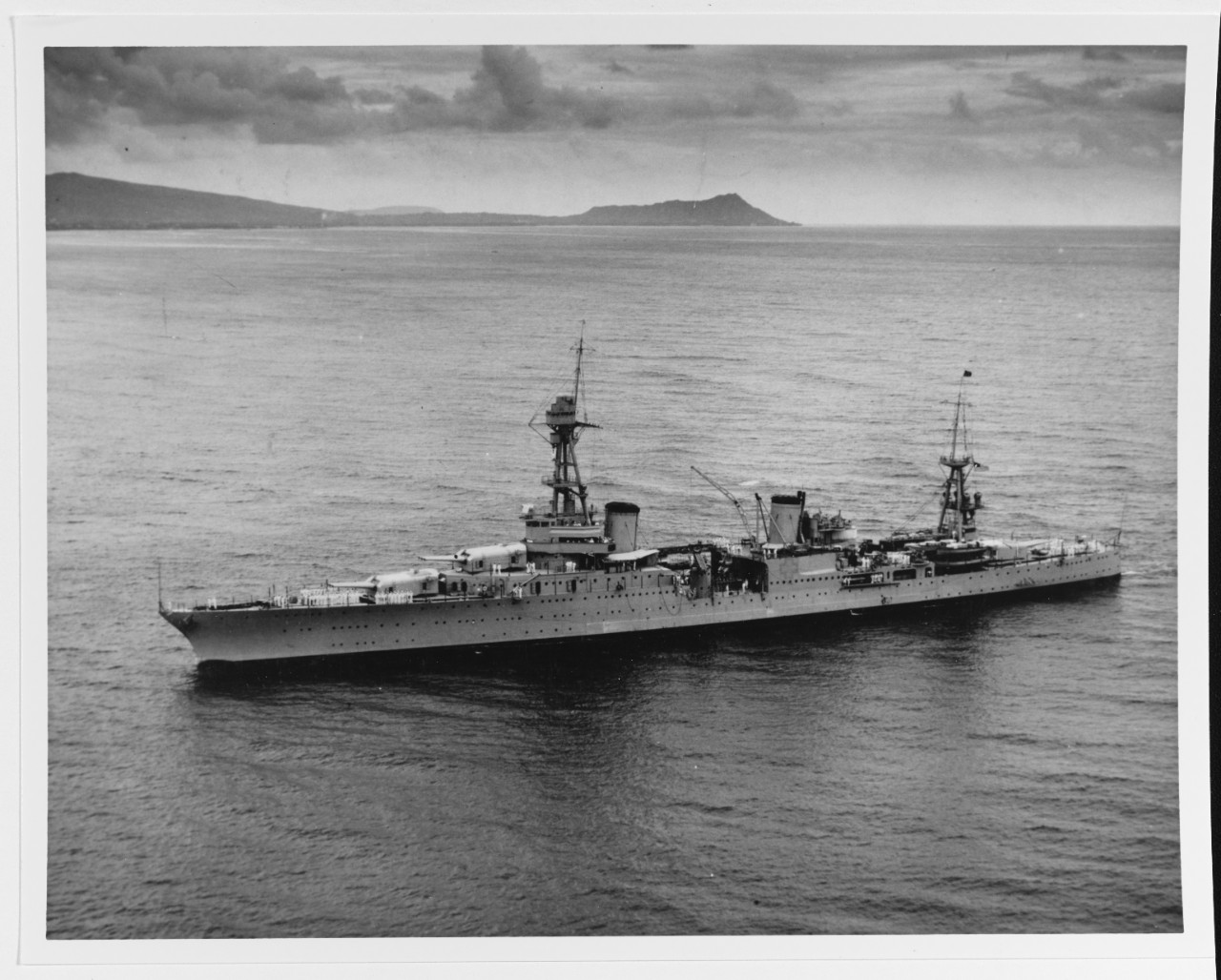 Photo #: 80-G-466398  USS Augusta (CA-31)