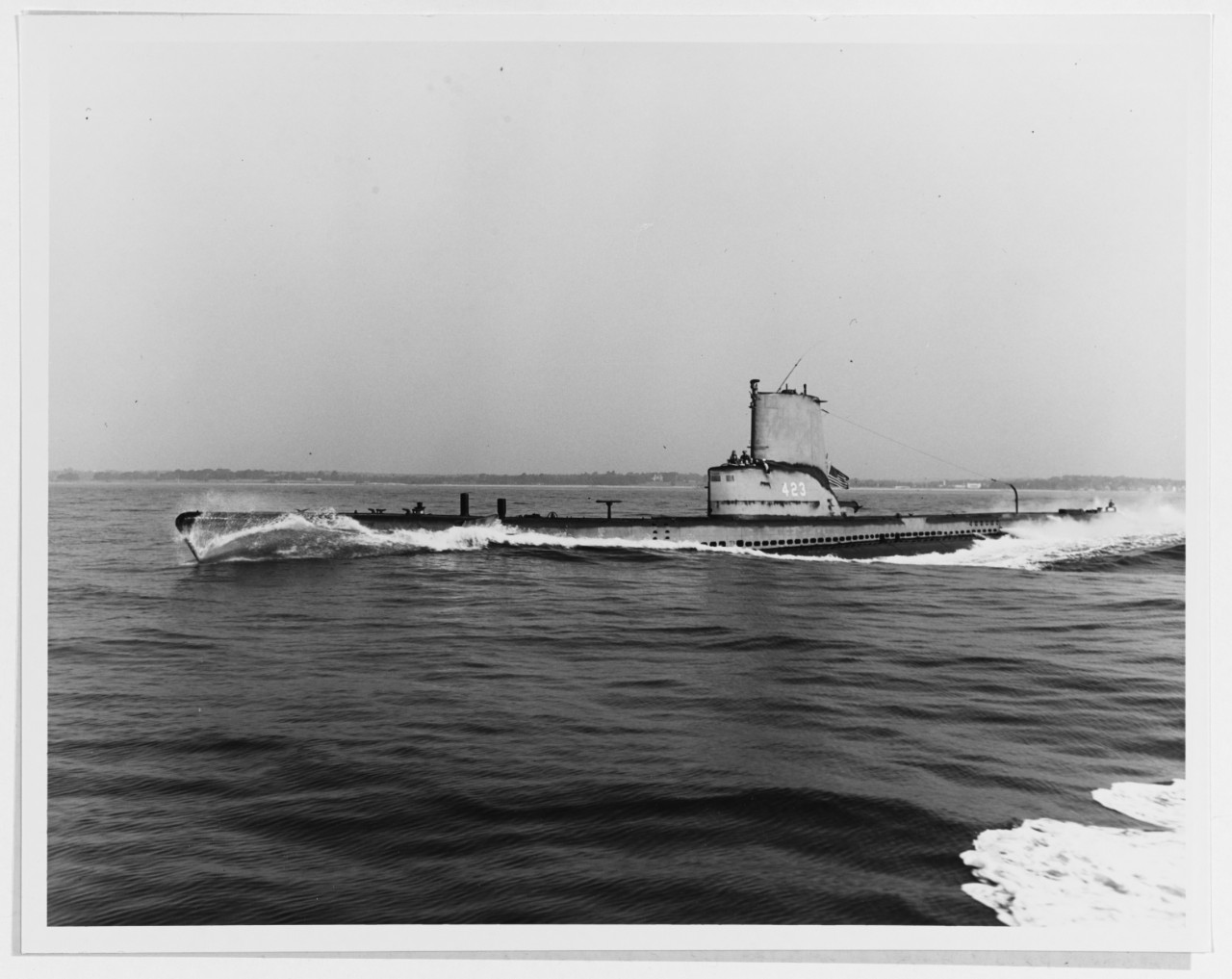 Photo #: 80-G-669954  USS Torsk (SS-423)
