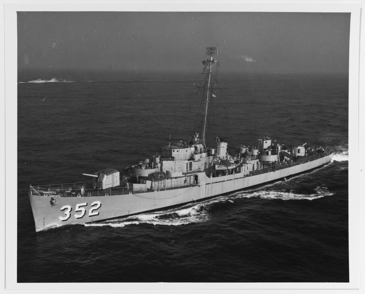Photo #: 80-G-689312  USS Naifeh