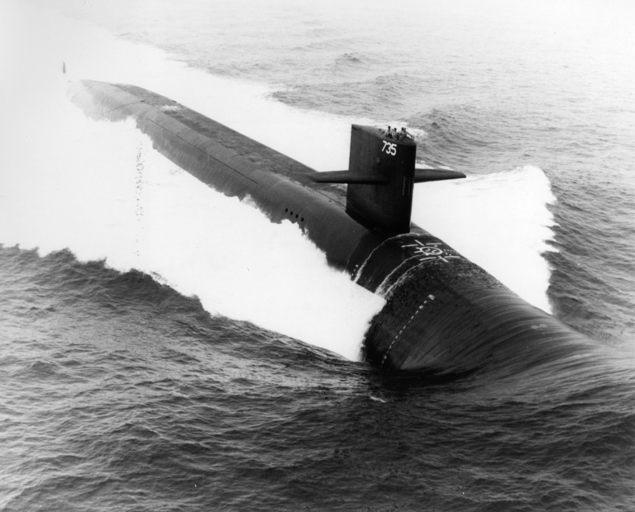USS Pennsylvania (SSBN-735) underway off the coast of New England in August 1989