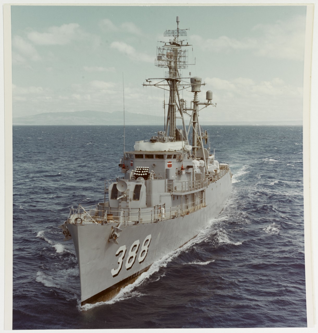 Photo #: KN-7281 USS Lansing (DER-388)
