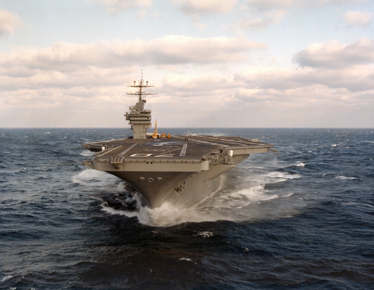 Photo #: DN-SC-82-03838 USS Carl Vinson (CVN-70)