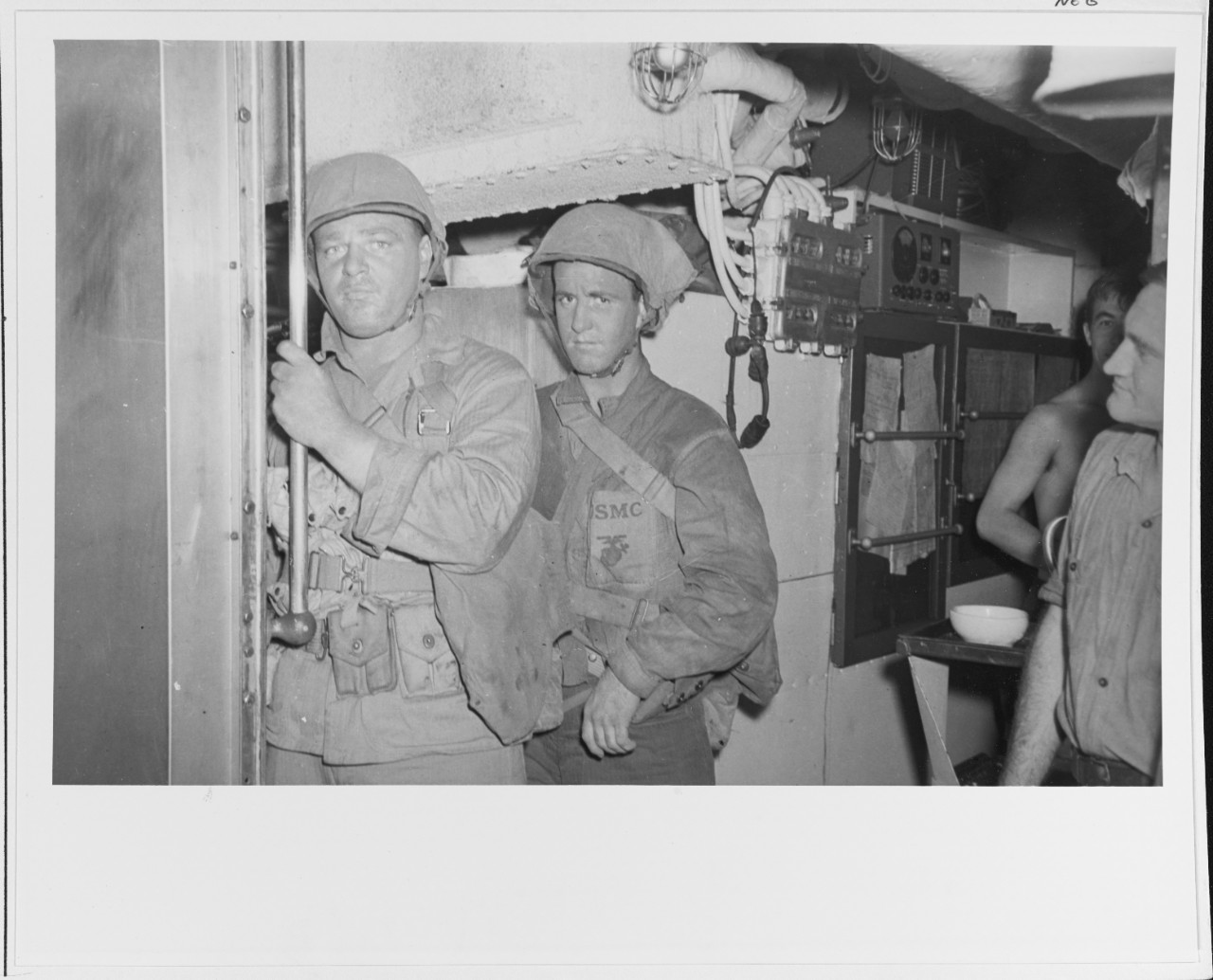 Photo #: 80-G-11722  Makin Island Raid, August 1942